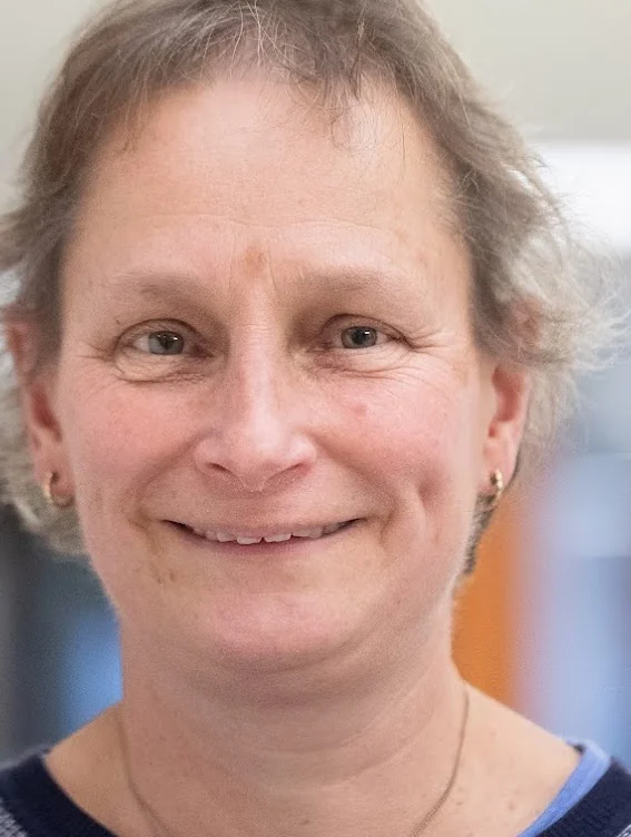 Dr Caroline Evans